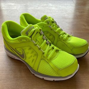 Women’s Nike Tennis Shoes